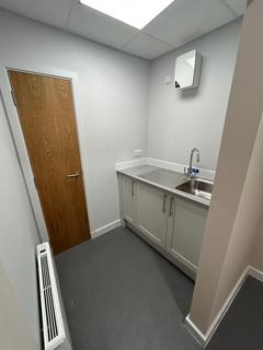 Retail property (high street) to rent, 2 North Port Perth PH1 5LU