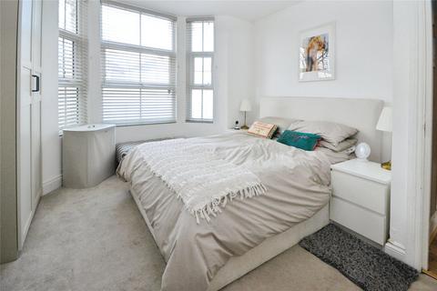 undefined, Maswell Park Crescent, Hounslow TW3