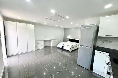 undefined, Dallow Road, Luton, LU1