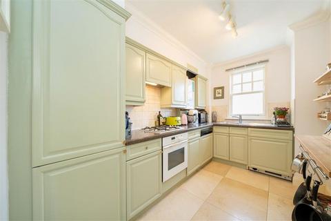 2 bedroom flat for sale, Exeter Road, London NW2