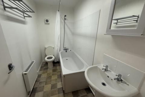 2 bedroom flat for sale, Newlands Road, Newcastle upon Tyne NE2