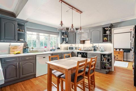 undefined, Three Bridges Road, Crawley, RH10