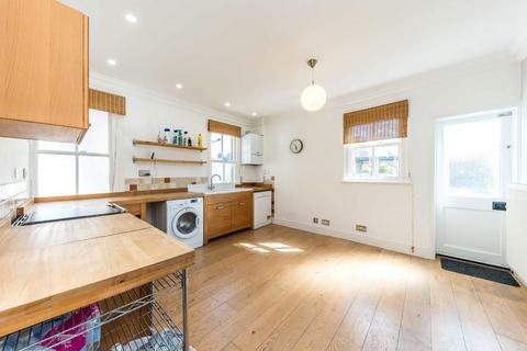 4 bedroom maisonette to rent, Moor Mead Road, St Margarets TW1