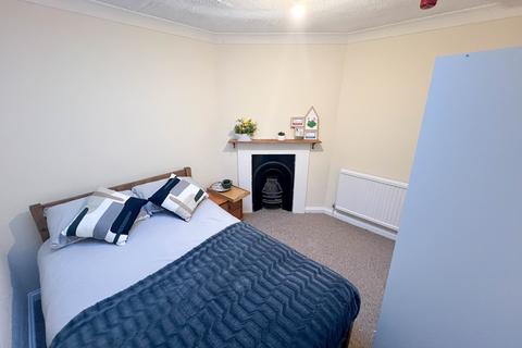 5 bedroom semi-detached house for sale, 20 Lisburn Road, Newmarket, Suffolk, CB8 8HS