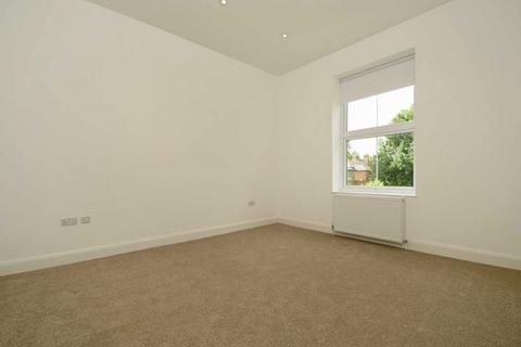 undefined, Alexandra Grove, London N12
