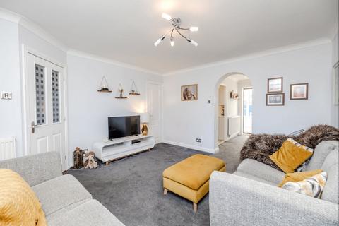 3 bedroom semi-detached house for sale, Marcross Close, Newcastle upon tyne, NE15
