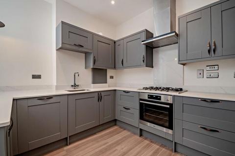 undefined, Frithwood Avenue, Northwood HA6