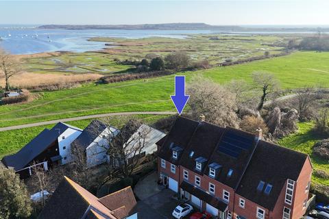 4 bedroom end of terrace house for sale, Haven Close, Christchurch BH23