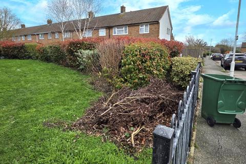 undefined, Land Adjacent to, 31 Maplestead, Basildon, SS14 2SU