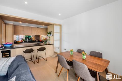 1 bedroom apartment to rent, Viaduct Gardens London SW11