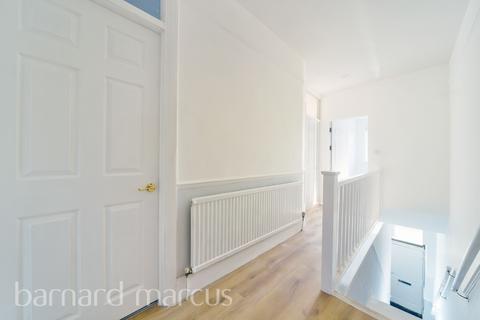 2 bedroom flat to rent, Coombe Lane, LONDON