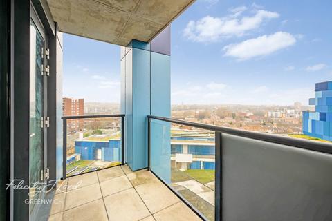 2 bedroom flat for sale, Parkside Avenue, Greenwich, SE10 8FN