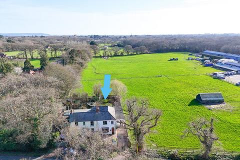 Bashley Cross Road, New Milton, BH25