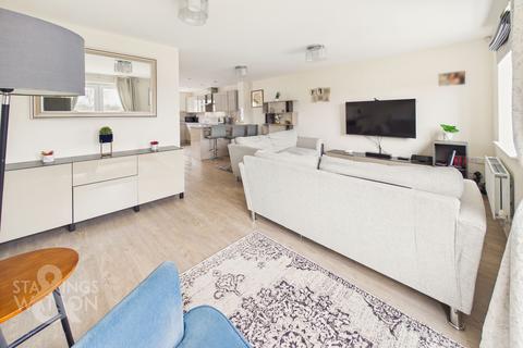 4 bedroom end of terrace house for sale, Jutland Rise, Wymondham