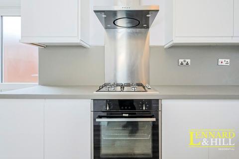 undefined, Advice Avenue, Grays RM16