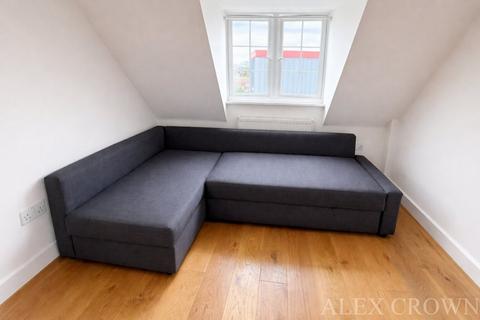 undefined, South End, Croydon