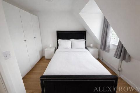 undefined, South End, Croydon