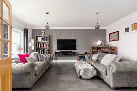 5 bedroom detached house for sale, Beech Path, East Calder, Livingstone