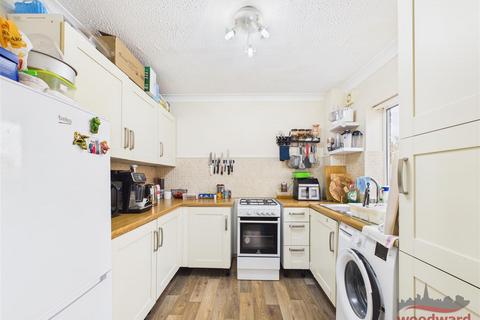 1 bedroom flat to rent, Burrell Court, Bessborough Road, Harrow