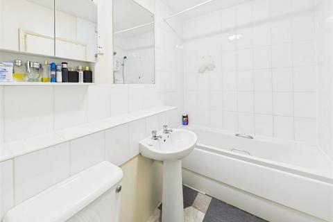 1 bedroom flat to rent, Burrell Court, Bessborough Road, Harrow