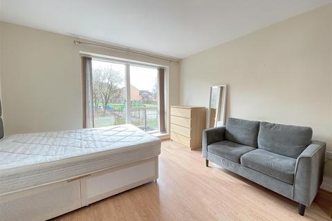 undefined, Callisto, 38 Ryland Street