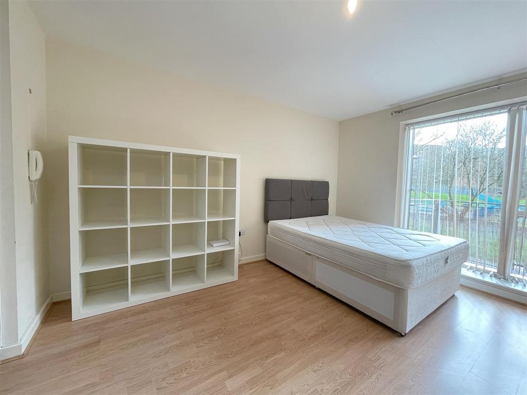 Apartment in Birmingham - View 2