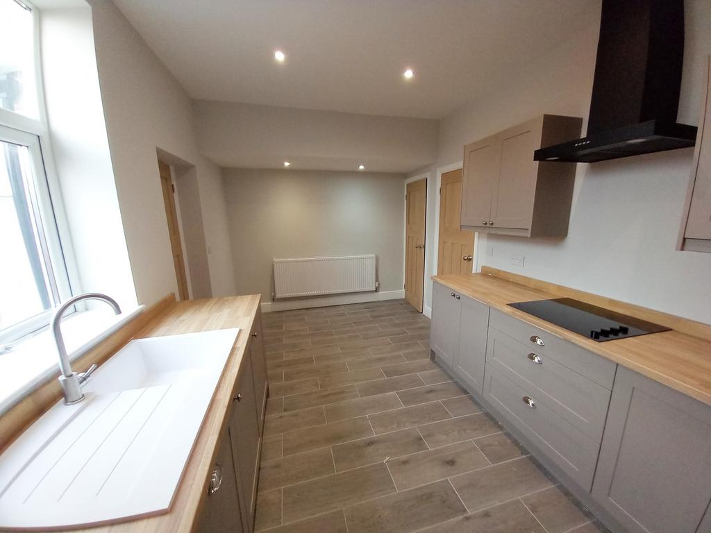 Dining kitchen