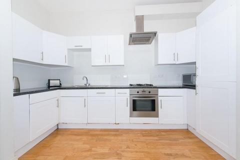 2 bedroom flat to rent, Uxbridge Road, Shepherds Bush, W12