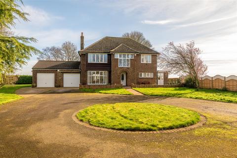 4 bedroom detached house for sale, Horncastle Road, Caistor LN7