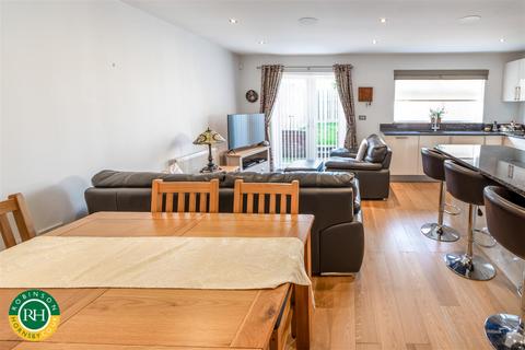 3 bedroom detached bungalow for sale, Everetts Close, Tickhill, Doncaster