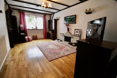 4 bedroom end of terrace house for sale, Cranemoor Close, Birmingham B7