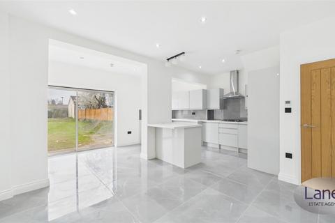 5 bedroom house to rent, Hedworth Avenue, Waltham Cross