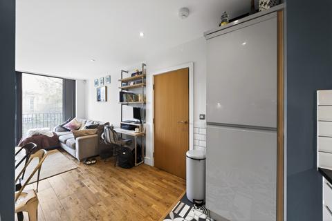 1 bedroom apartment to rent, City Walk, London, SE1