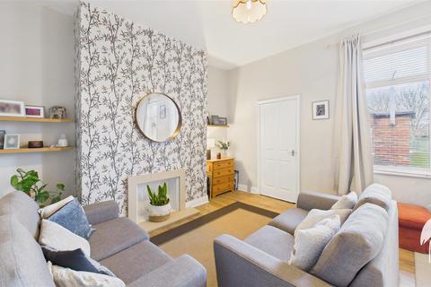2 bedroom flat for sale, Sandringham Terrace, Roker, Sunderland