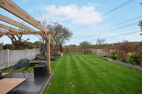 4 bedroom detached house for sale, Howe Green, CHELMSFORD