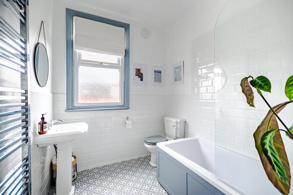 Bathroom1