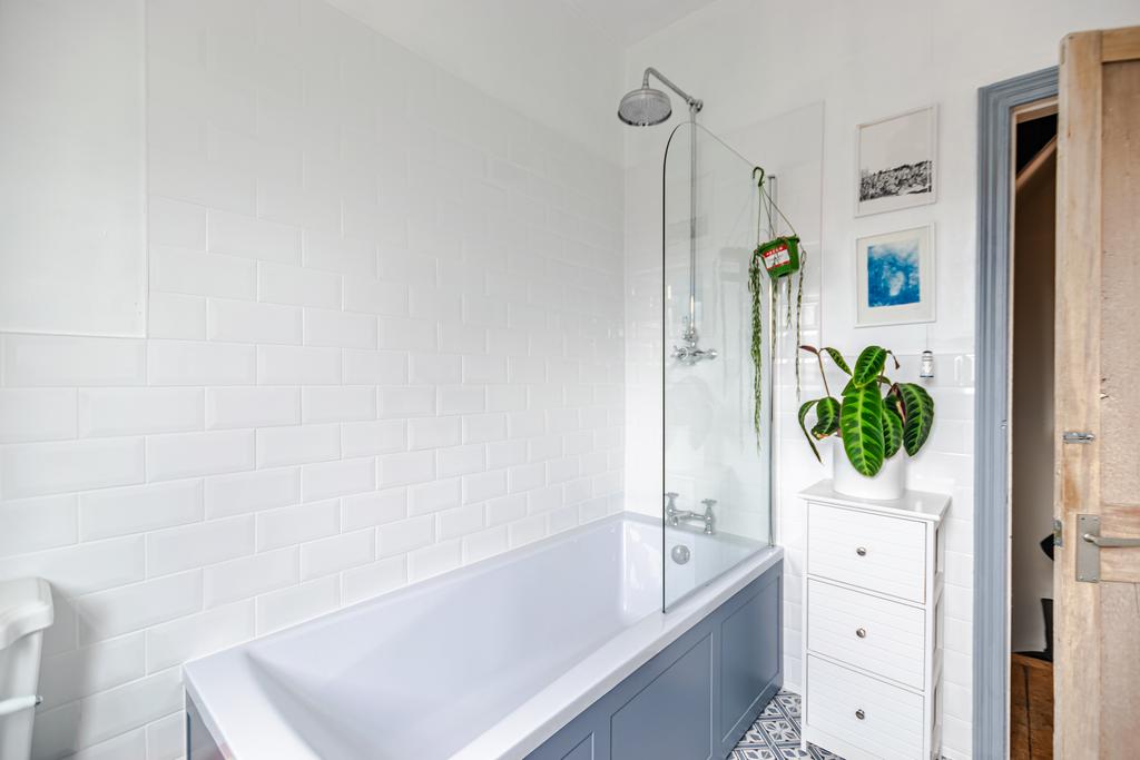 Bathroom2