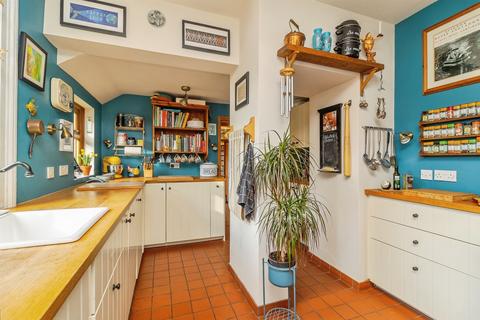 3 bedroom detached house for sale, Tavistock Street, Bletchley, Milton Keynes