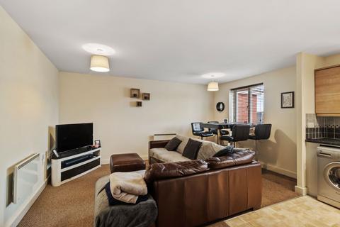 2 bedroom flat for sale, Moorside, Warrington, WA4