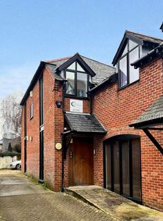 Office to rent, 1-3A Love Ln Romsey SO51 8DE
