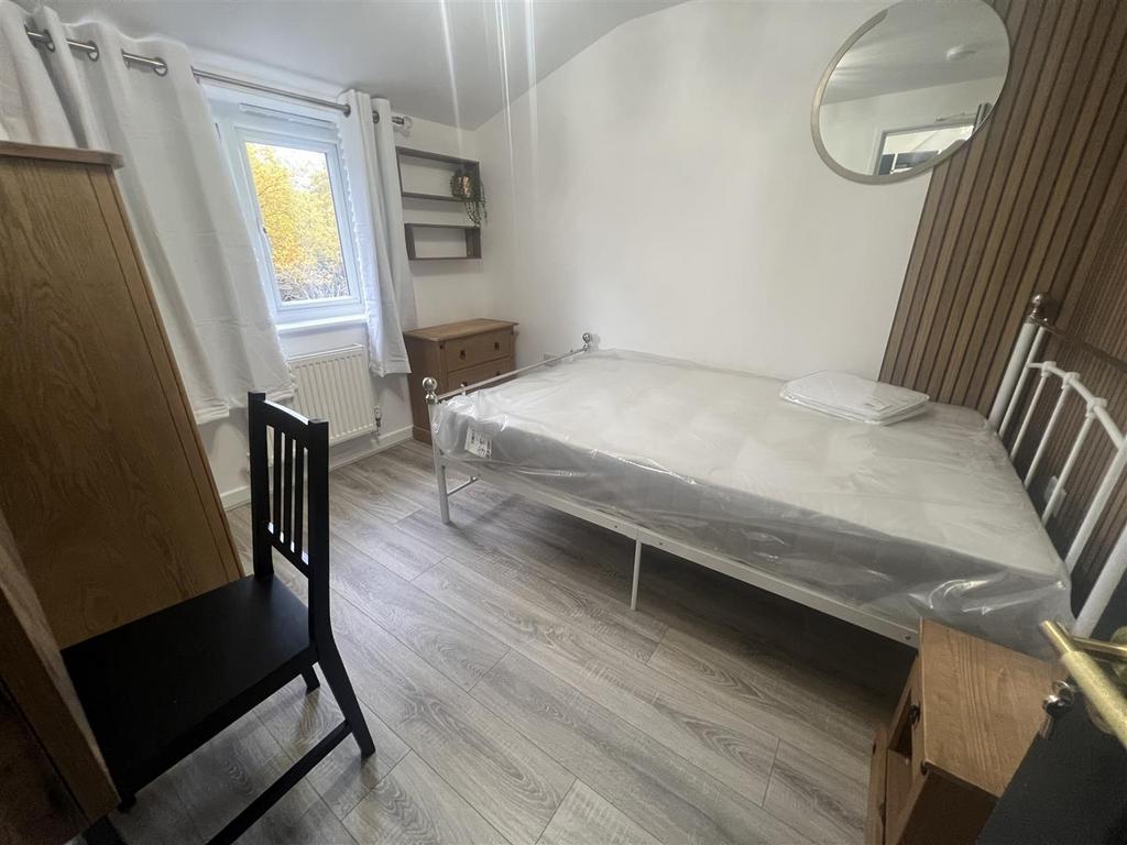 Room5.JPG