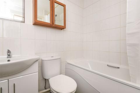 undefined, Ivy Close, Winchester, Hampshire, SO22