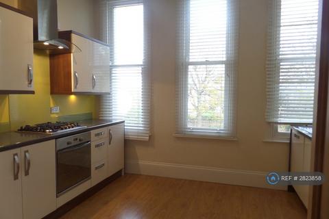 2 bedroom flat to rent, Grove Park, Liverpool, L8
