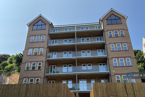 2 bedroom penthouse to rent, Torrs Park, Ilfracombe, EX34