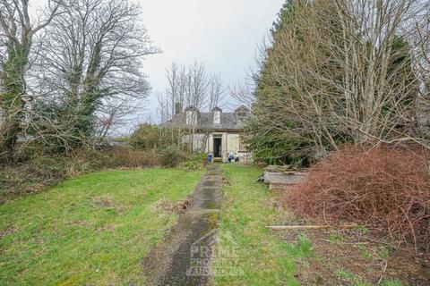 undefined, Greenock, Greenock PA15