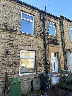 1 bedroom terraced house to rent, Claremont St, Cleckheaton, BD19