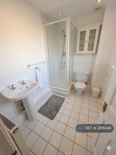 Bedroom 1/En Suite