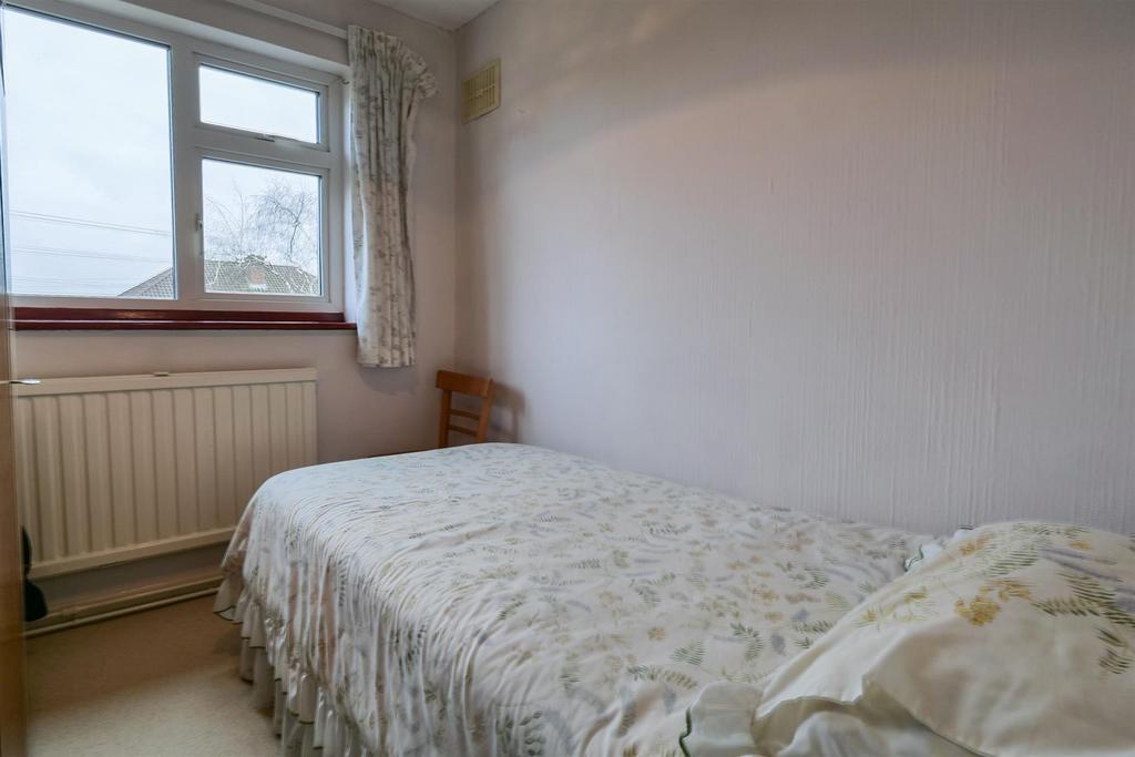 Gilders Road, Chessington11.jpg