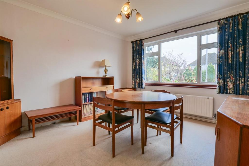 Gilders Road, Chessington3.jpg