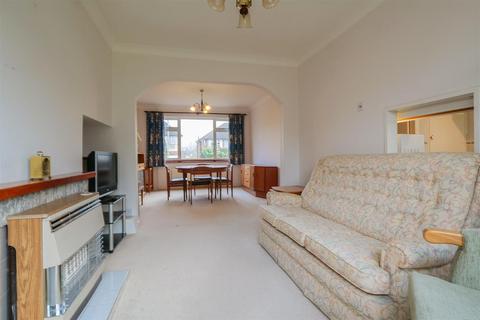 undefined, Gilders Road, Chessington